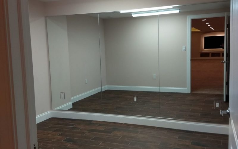 full view of dance room with mirror