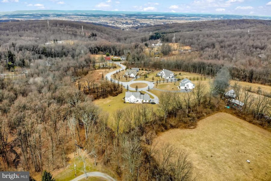 New Homes in Oak Hills Estates European Builders Ltd Custom Home